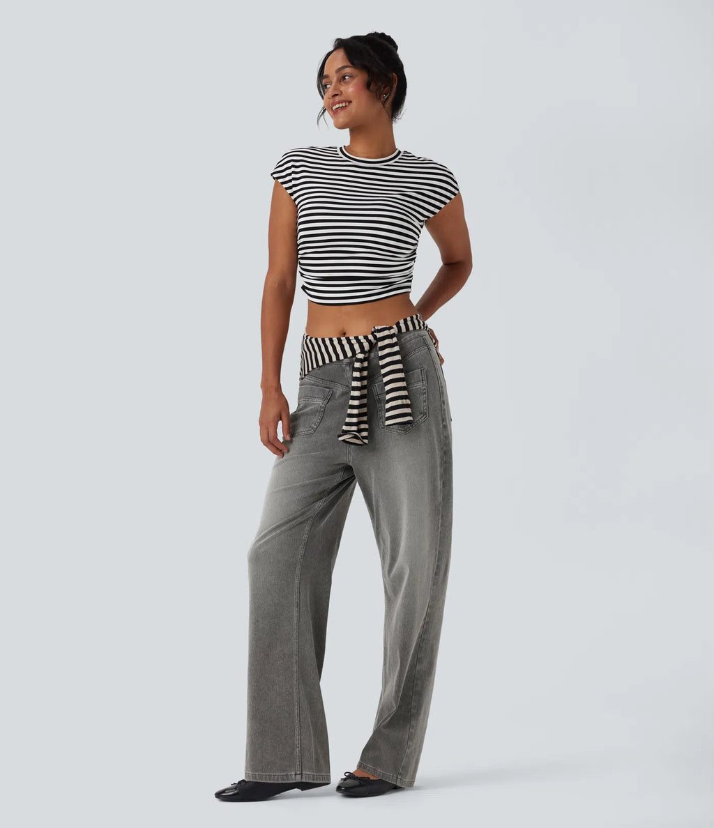 Mid Rise Straight Leg Casual Jeans with Pockets